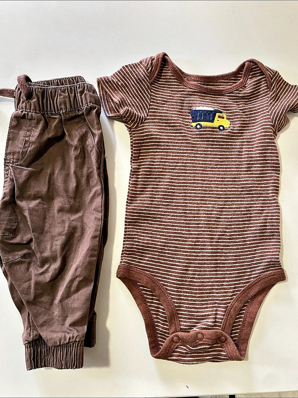 Carter's Baby Striped Bodysuit & Jogger Set Size 6M